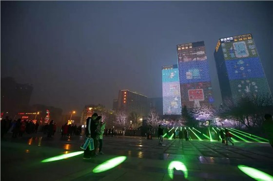信達電通—西安高新區延平門北廣場燈光秀